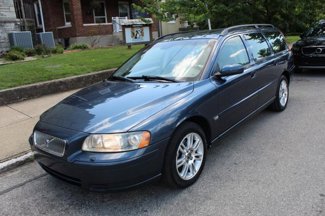 Used 2006 Volvo V70 2.4 image 1