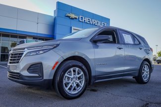 Used 2023 Chevrolet Equinox LS image 1