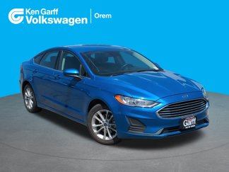 Used 2020 Ford Fusion SE image 1