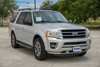 Used 2017 Ford Expedition XLT image 1