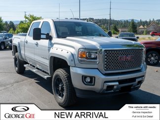 Used 2015 GMC Sierra 2500 Denali w/ Duramax Plus Package image 1