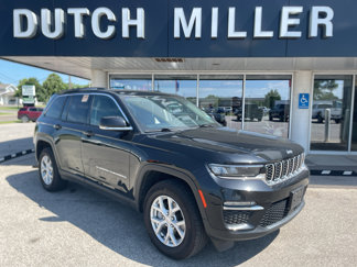 Used 2024 Jeep Grand Cherokee Limited image 1