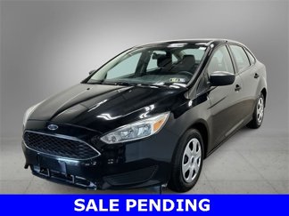 Used 2017 Ford Focus S image 1