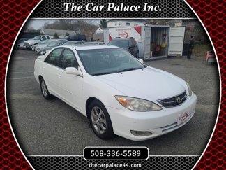 Used 2004 Toyota Camry XLE image 1