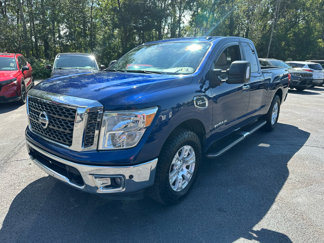 Used 2017 Nissan Titan SV image 1