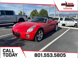 Used 2007 Pontiac Solstice Convertible w/ Premium Package image 1