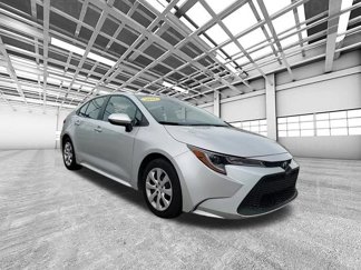 Used 2022 Toyota Corolla LE image 1