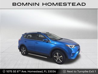 Used 2017 Toyota RAV4 XLE image 1