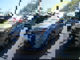 Used 2020 Toyota Corolla LE image 1