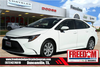Used 2022 Toyota Corolla LE image 1