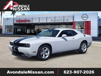 Used 2013 Dodge Challenger SXT image 1