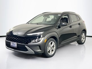 Used 2022 Hyundai Kona SEL w/ Winter Weather Package image 1