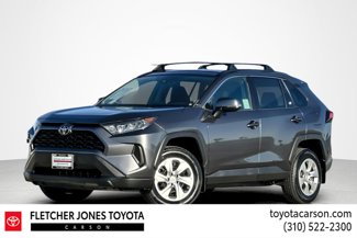 Used 2020 Toyota RAV4 LE image 1
