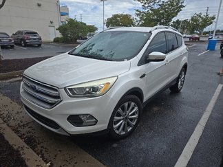 Used 2017 Ford Escape Titanium image 1
