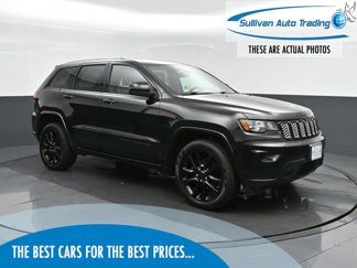 Used 2017 Jeep Grand Cherokee Altitude image 1