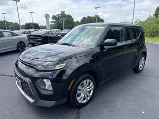 Used 2021 Kia Soul LX image 1