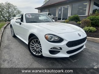 Used 2017 FIAT 124 Spider Classica image 1