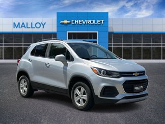 Used 2020 Chevrolet Trax LT w/ LT Convenience Package image 1