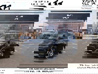 New 2025 Kia Soul LX image 1