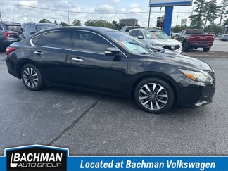 Used 2017 Nissan Altima 2.5 SL image 1