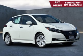 Used 2025 Nissan Leaf S image 1