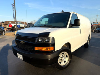 Used 2018 Chevrolet Express 2500 image 1