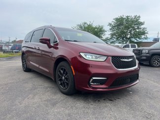 Used 2021 Chrysler Pacifica Touring-L image 1