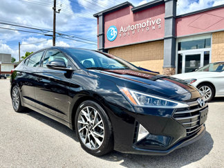 Used 2019 Hyundai Elantra Limited w/ Cargo Package image 1