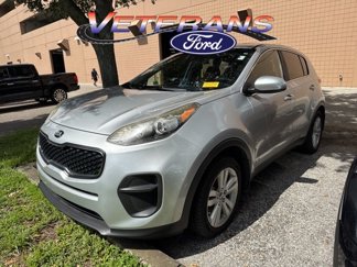 Used 2017 Kia Sportage LX image 1