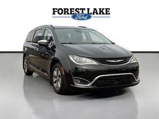 Used 2018 Chrysler Pacifica Limited w/ Advanced Safetytec Group image 1