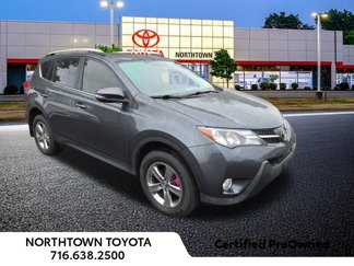 Used 2015 Toyota RAV4 XLE video 1