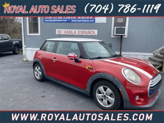 Used 2015 MINI Cooper 2-Door Hardtop image 1