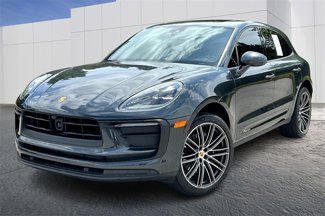 Used 2024 Porsche Macan image 1