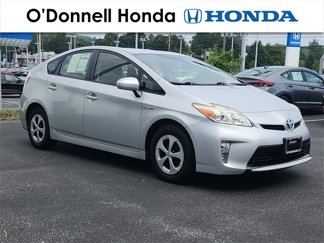 Used 2014 Toyota Prius Two image 1