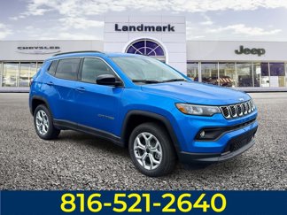 New 2025 Jeep Compass Latitude image 1