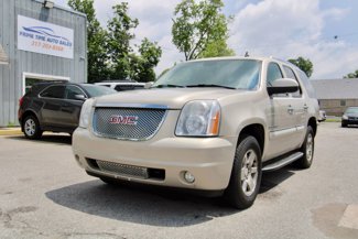 Used 2008 GMC Yukon Denali image 1