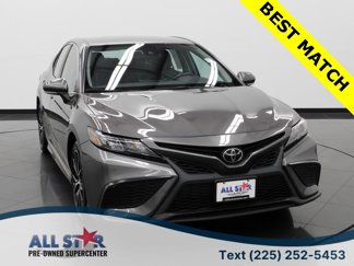 Used 2022 Toyota Camry SE image 1