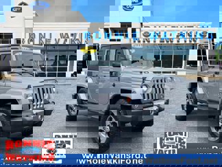Used 2016 Jeep Wrangler Unlimited Sahara w/ Connectivity Group image 1