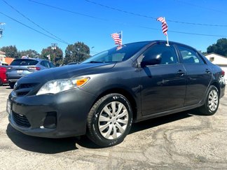 Used 2012 Toyota Corolla LE image 1