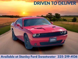Used 2017 Dodge Challenger SXT Plus image 1