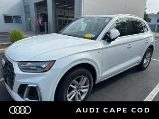Used 2023 Audi Q5 2.0T Premium w/ Convenience Package image 1