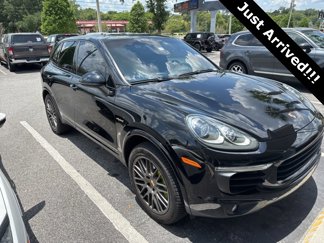 Used 2017 Porsche Cayenne S Platinum image 1