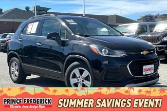 Used 2019 Chevrolet Trax LT w/ LT Convenience Package image 1