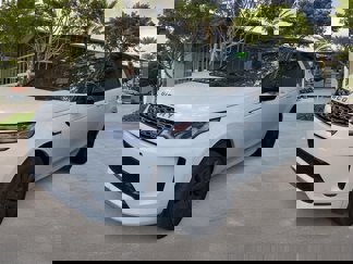 Used 2020 Land Rover Discovery Sport SE R-Dynamic image 1