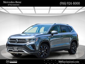 Used 2023 Volkswagen Taos SE image 1