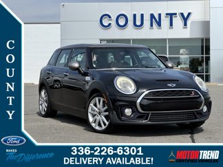Used 2016 MINI Cooper Clubman S image 1