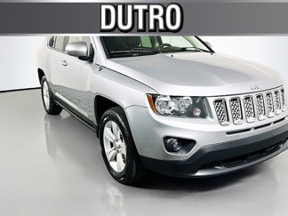 Used 2017 Jeep Compass Latitude image 1