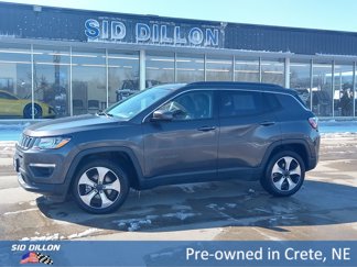 Used 2017 Jeep Compass Latitude w/ Popular Equipment Group image 1