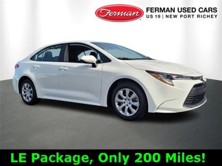 Used 2024 Toyota Corolla LE image 1
