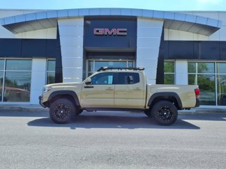 Used 2019 Toyota Tacoma TRD Off-Road image 1